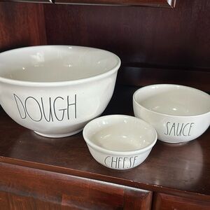 Rae Dunn ceramic pizza kit bowl set